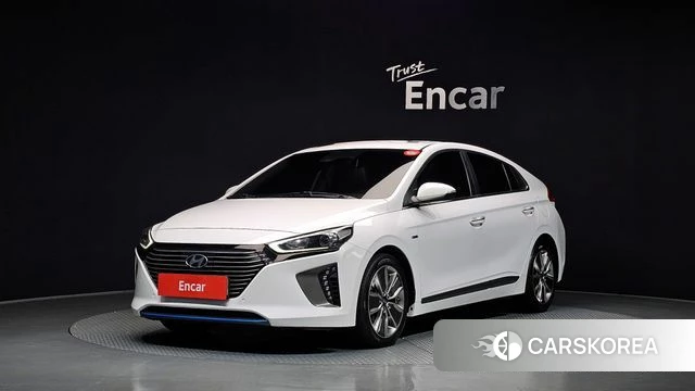 Hyundai Ionic Hybrid 2018 Белый из Кореи