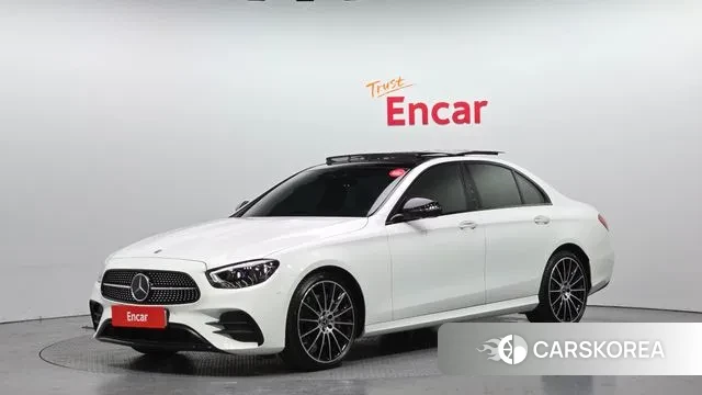 Mercedes-Benz E-Class W213 2022 Белый из Кореи