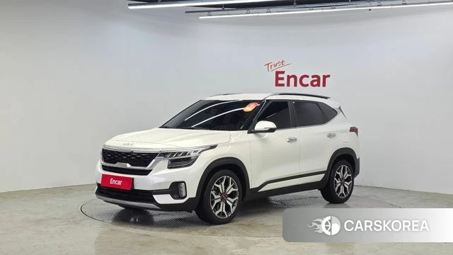 Kia Seltos 2022 Белый из Кореи