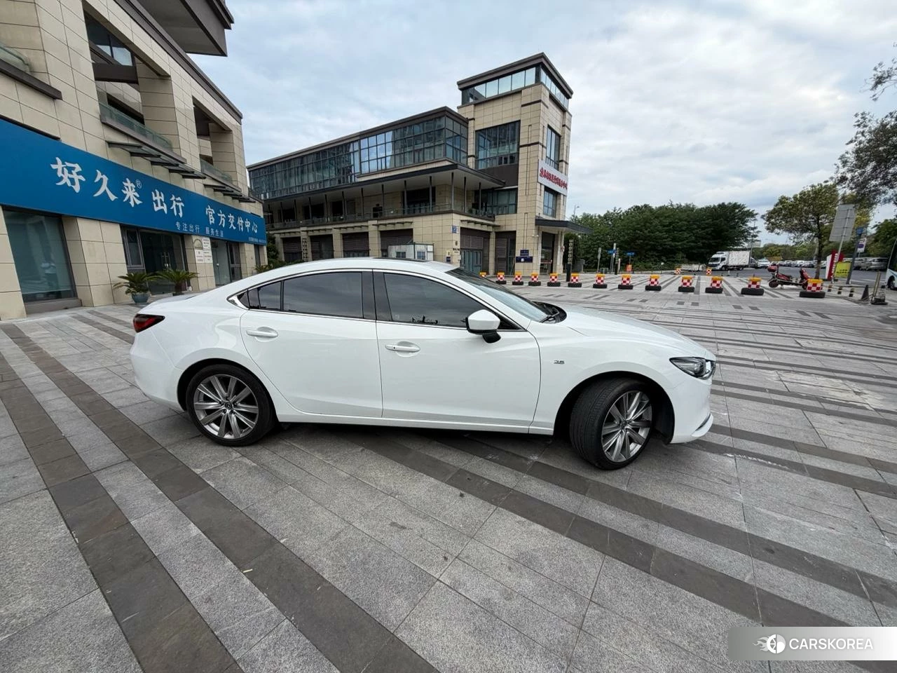 Mazda Atenza 2021 Белый из Китая