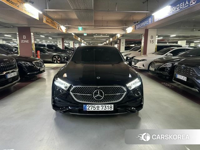 Mercedes-Benz E-Class W214 2025 Черный из Кореи