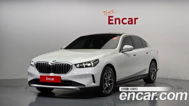 BMW 5 Series (G60) 2024 Белый из Кореи