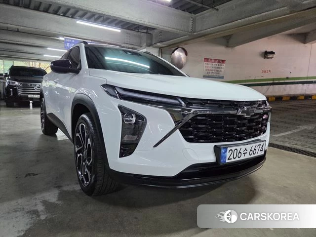 Chevrolet (GM Daewoo) Trax Crossover 2023 Белый из Кореи