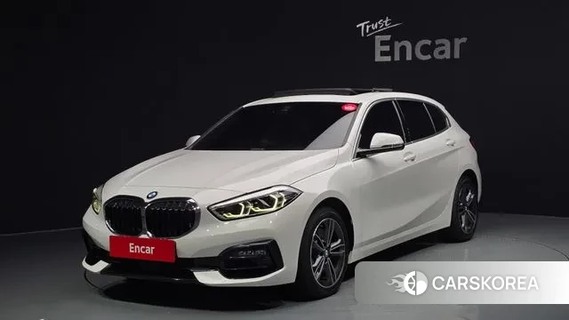 BMW 1 Series (F40) 2021 Белый из Кореи