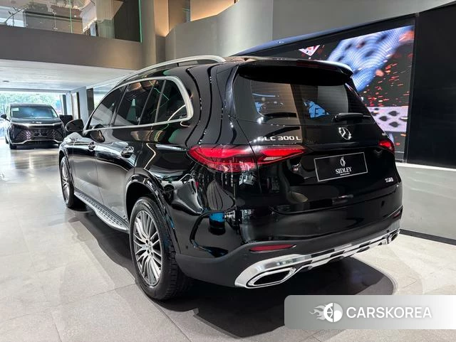 Mercedes-Benz GLC 2024 Черный из Китая