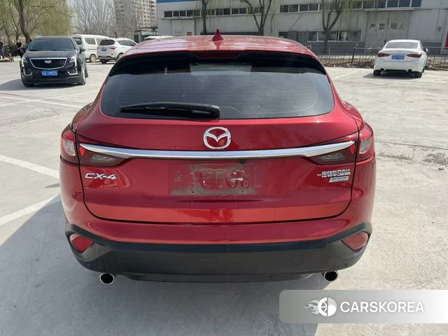 Mazda CX-4 2018 Красный из Китая