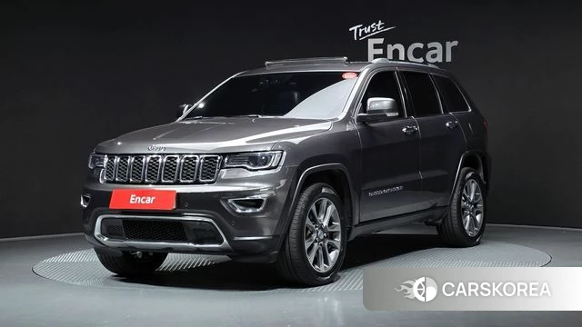 Jeep Grand Cherokee 2018 Серый из Кореи