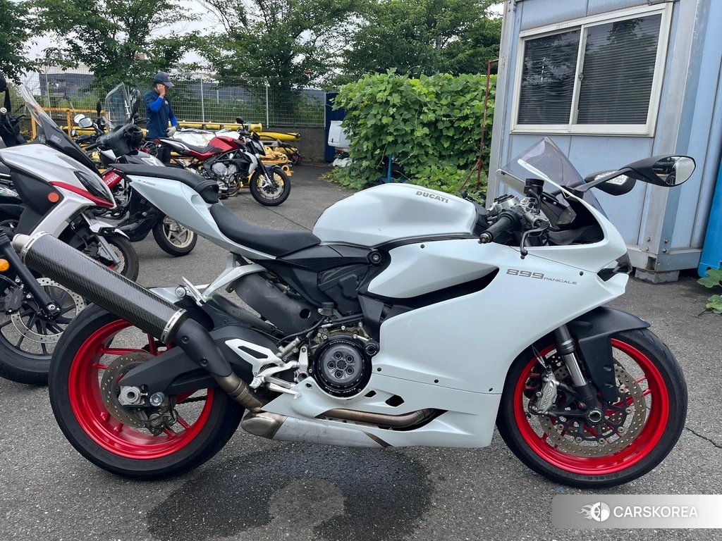Проданный Ducati 899 PANIGALE 2015 из Японии, фото 2