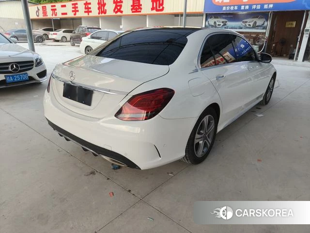Mercedes-Benz Class C 2020 Белый из Китая