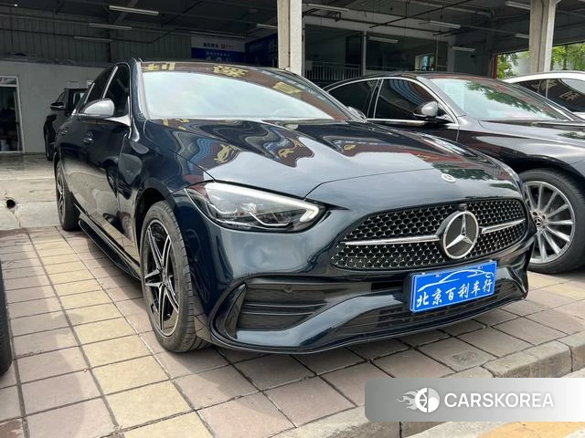 Mercedes-Benz Class C 2023 Зеленый из Китая