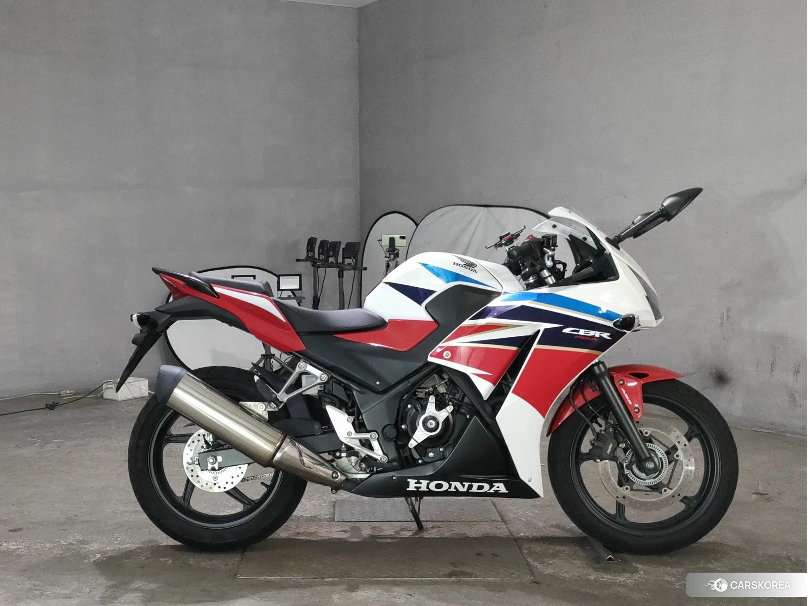 Проданный Honda CBR250R 2017 из Японии, фото 3