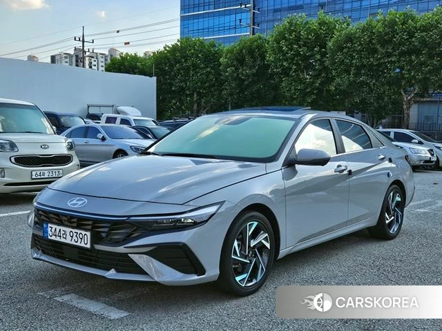 Hyundai The New Avante (CN7) 2024 Серебристо-серый из Кореи