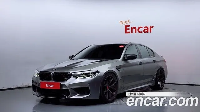 BMW M5 (F90) 2019 Серебристо-серый из Кореи