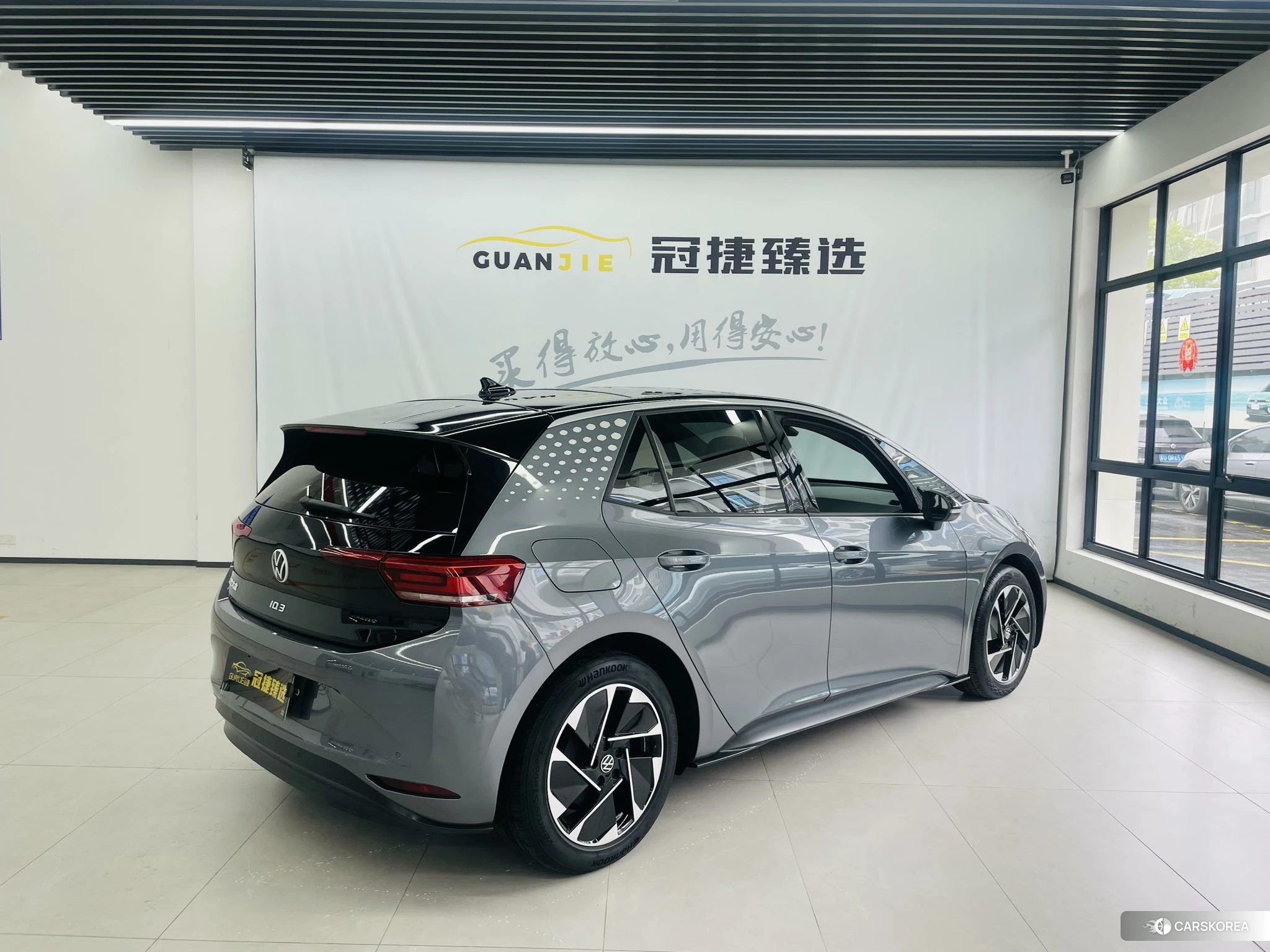 Volkswagen ID.3 2023 Серебристо-серый из Китая