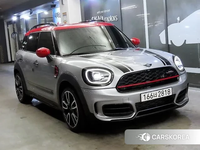 Mini Cooper S Countryman 2023 Серебристо-серый из Кореи
