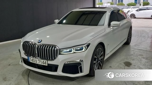 BMW 7 Series (G11) 2021 Белый из Кореи