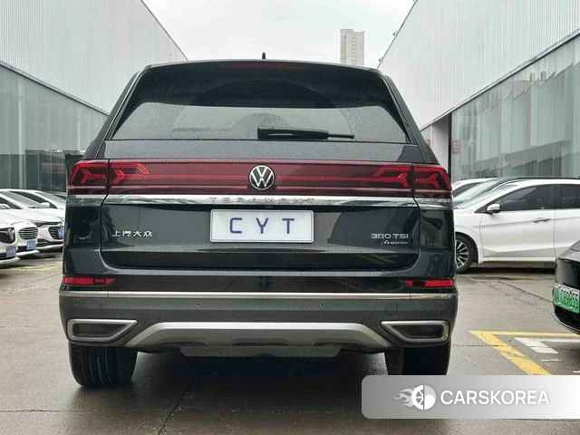Volkswagen Tourang 2022 Черный из Китая