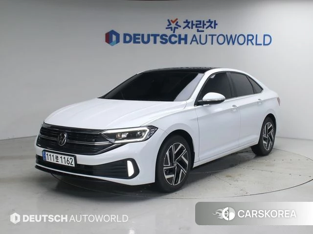 Volkswagen 7th Generation of Jetta 2024 Белый из Кореи