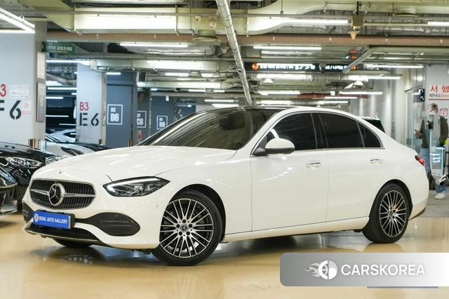 Mercedes-Benz C-Class W206 2024 Белый из Кореи