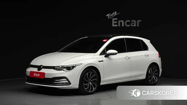 Volkswagen Golf 8th Generation 2022 Белый из Кореи