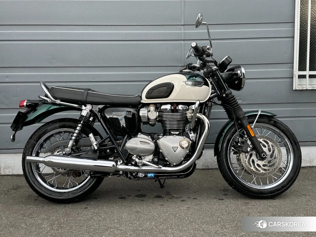 Проданный Triumph BONNEVILLE T120 2018 из Японии