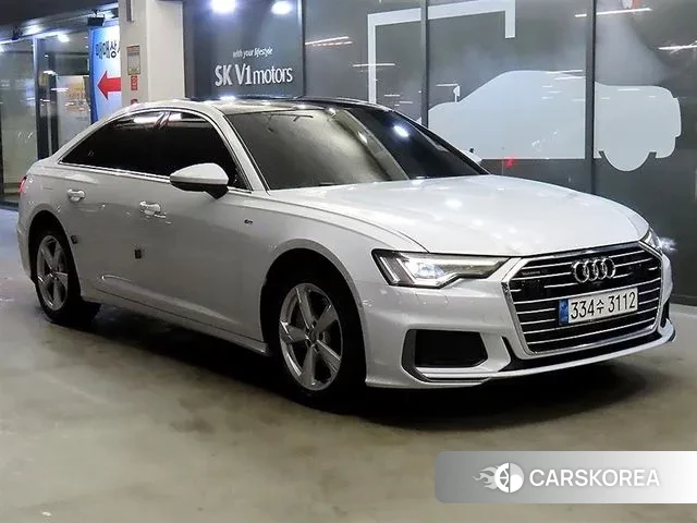 Audi A6 (C8) 2020 Белый из Кореи