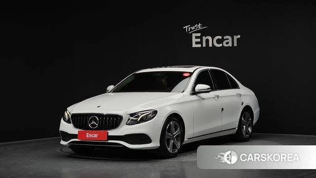 Mercedes-Benz E-Class W213 2019 Белый из Кореи