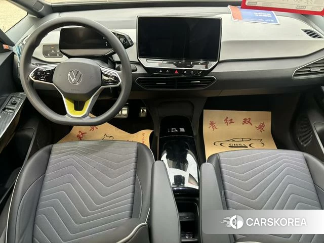 Volkswagen ID.3 2023 Белый из Китая