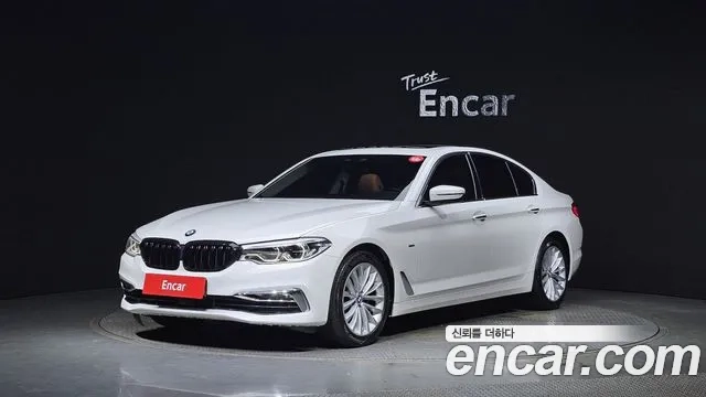 BMW 5 Series (G30) 2018 Белый из Кореи