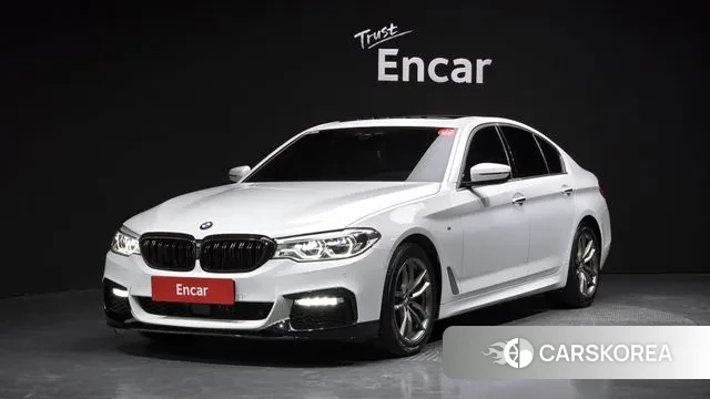 BMW 5 Series (G30) 2018 Белый из Кореи