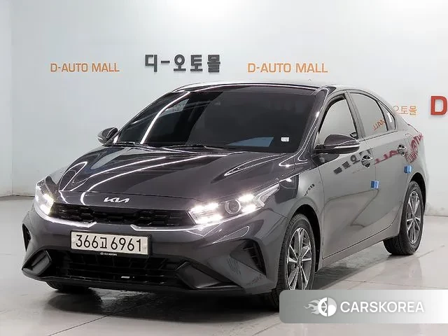Kia The New K3 2nd generation 2021 Серый из Кореи