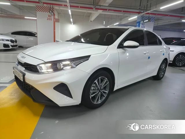 Kia The New K3 2nd generation 2021 Белый из Кореи