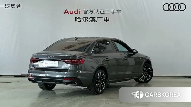 Audi A4L 2023 Темно-серый из Китая
