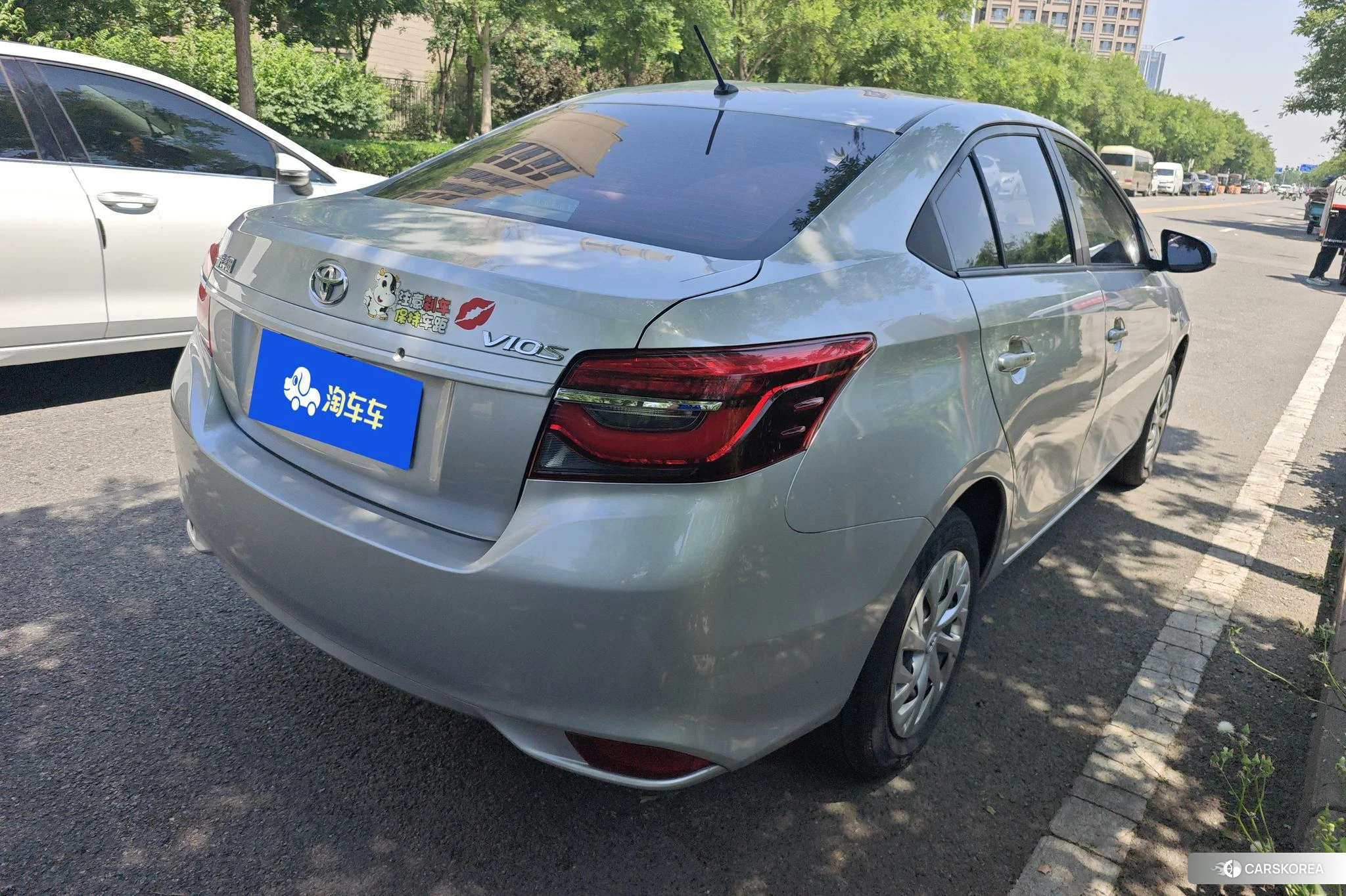 Toyota Vios 2020 Серебристо-серый из Китая