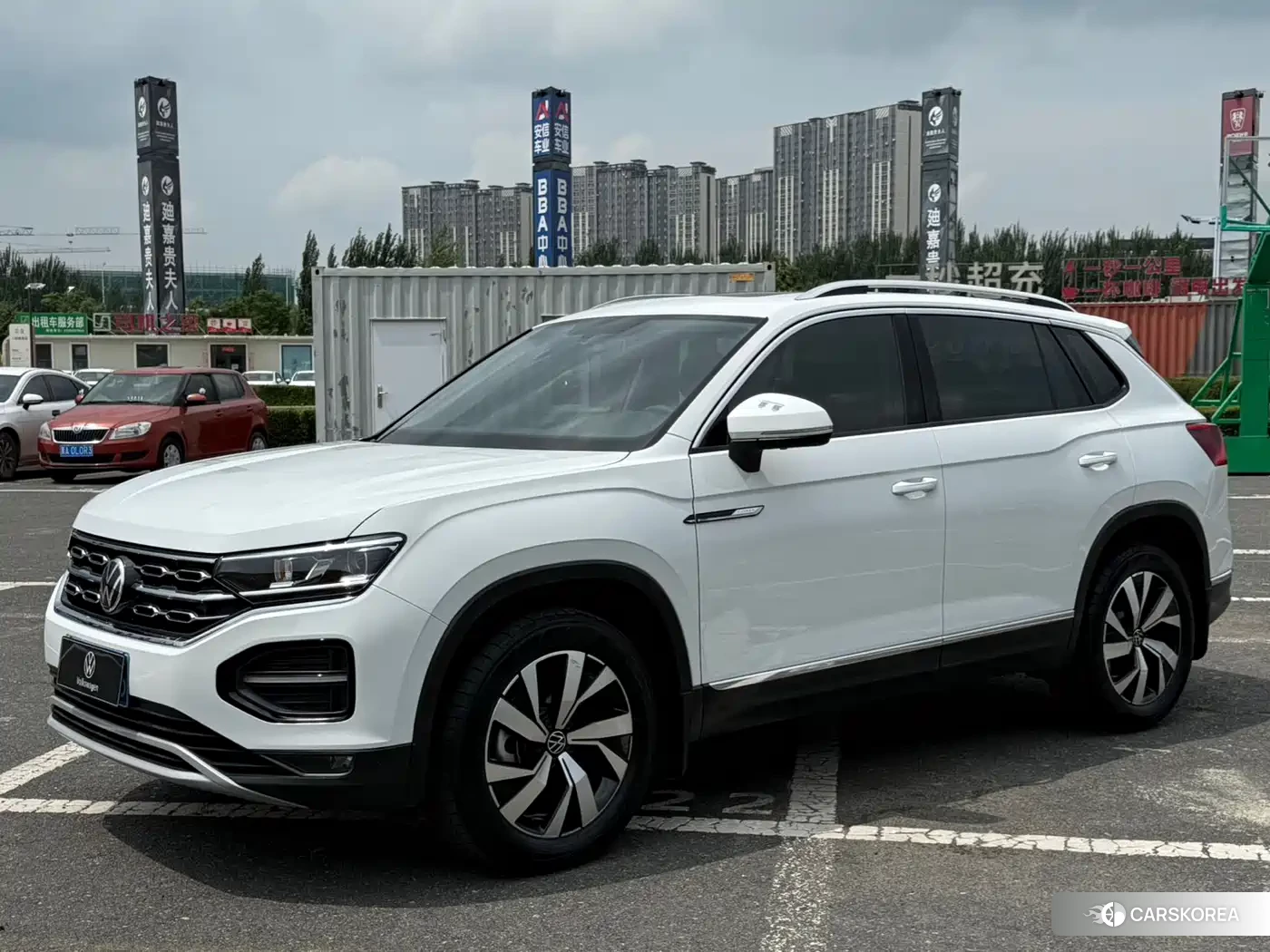 Volkswagen Tanyue 2022 Белый из Китая