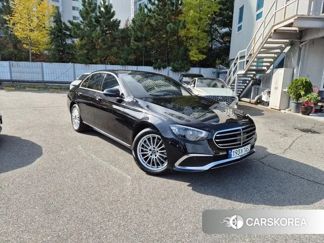 Mercedes-Benz E-Class W213 2023 Черный из Кореи