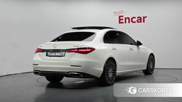 Mercedes-Benz C-Class W206 2022 Белый из Кореи