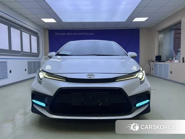 Toyota Lei Ling 2021 Белый из Китая