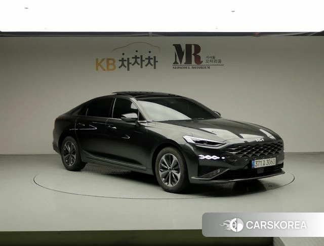 Kia K8 Hybrid 2023 Серый из Кореи