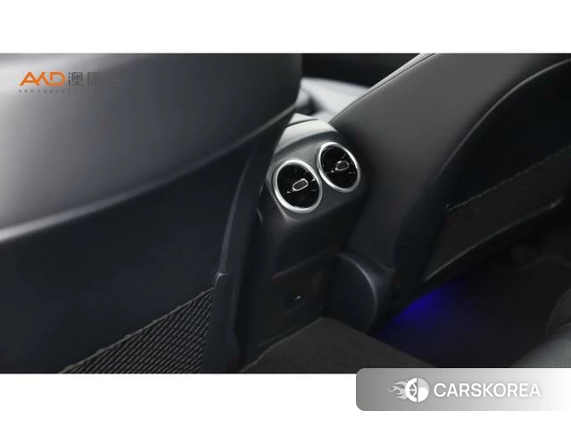 Mercedes-Benz Class A 2022 Белый из Китая