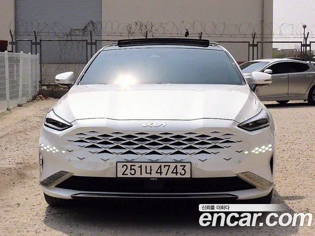 Kia K8 2022 Белый из Кореи