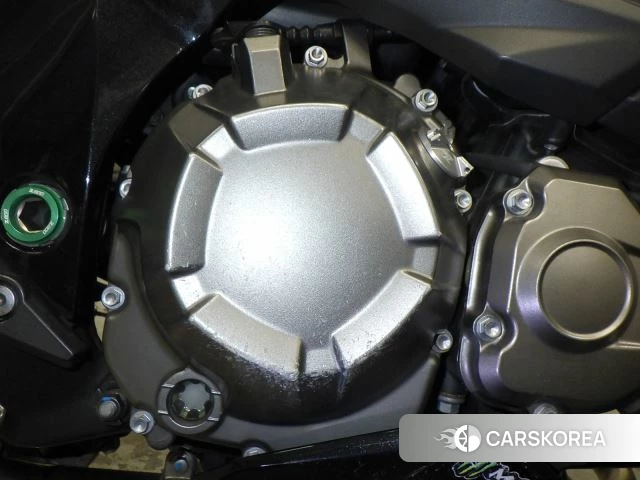 Engine photo