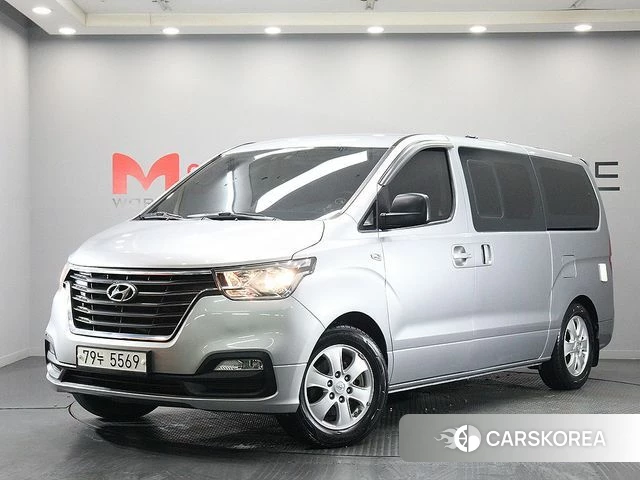 Hyundai The New Grand Starex 2018 Серебристо-серый из Кореи