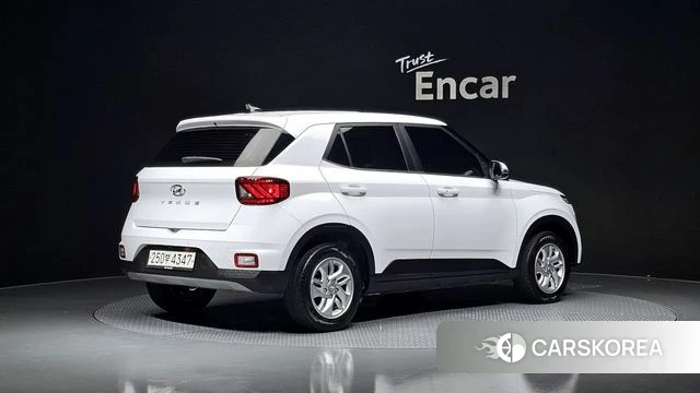 Hyundai Venue 2022 Белый из Кореи