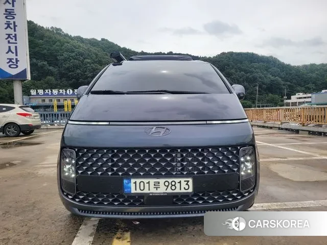 Hyundai Staria 2021 Серый из Кореи
