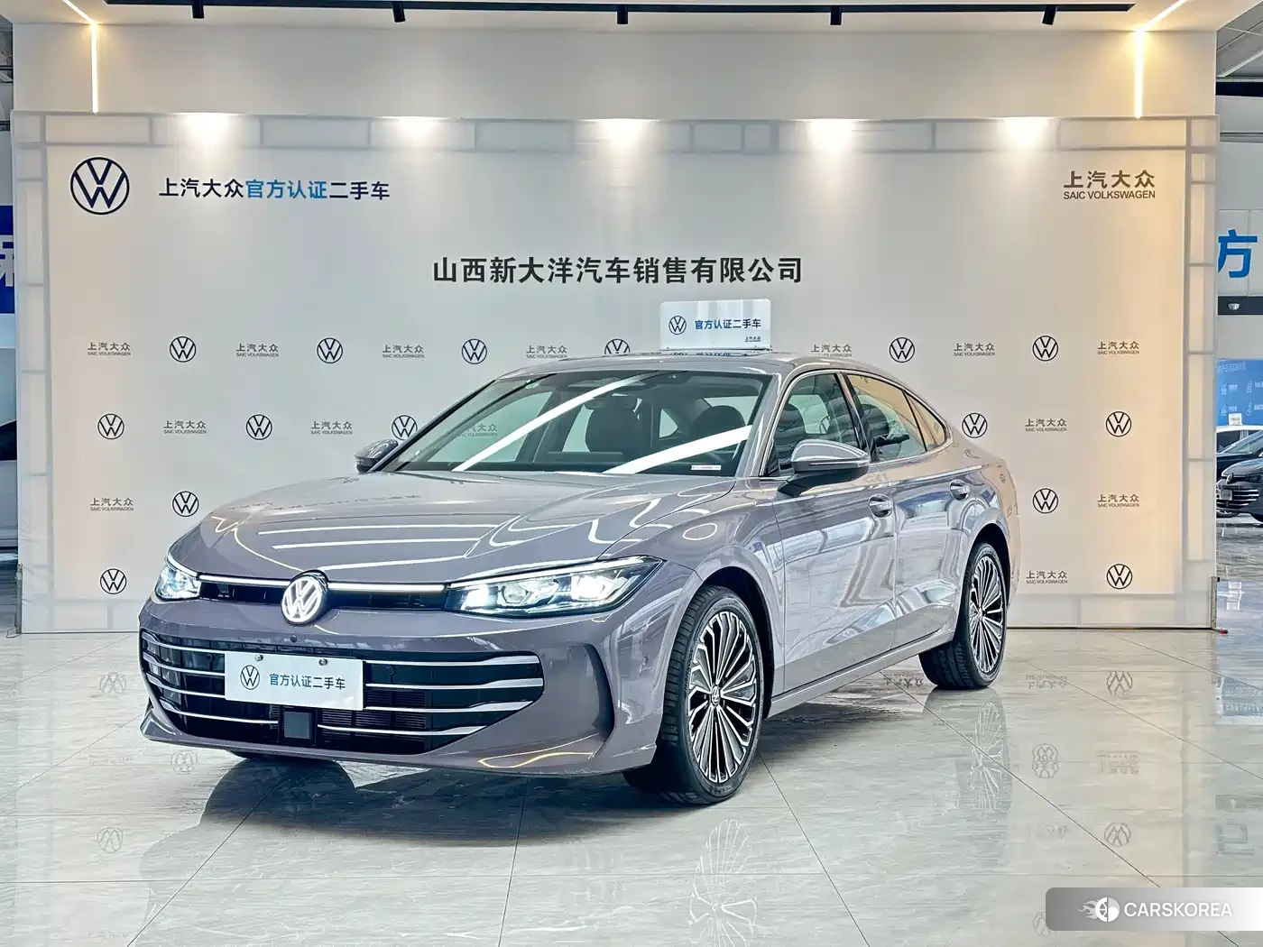 Volkswagen Passat 2024 Silver/gray из Китая