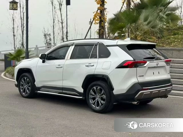Toyota RAV4 Rongfang 2025 Белый из Китая