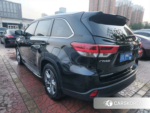Toyota Highlander 2021 Черный из Китая