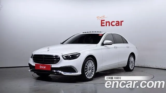 Mercedes-Benz E-Class W213 2023 Белый из Кореи