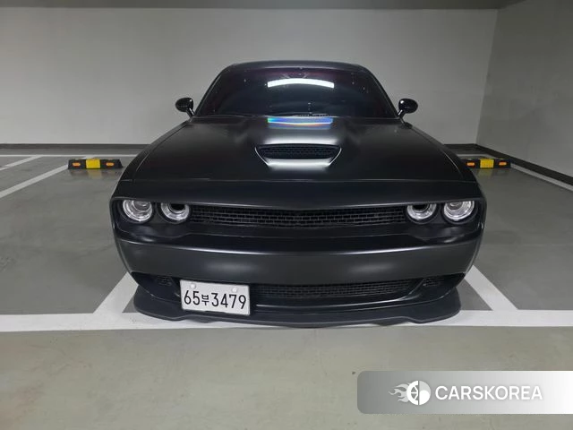 Dodge Challenger 2019 Черный из Кореи